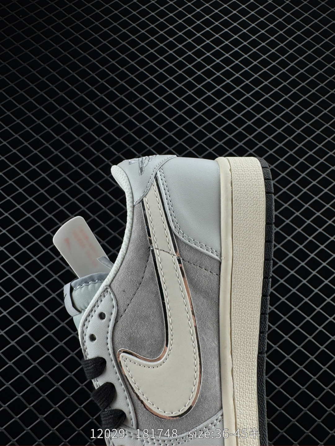 Travis Scott x Fragment Design x Jordan Air Jordan 1 Low OG SP LV